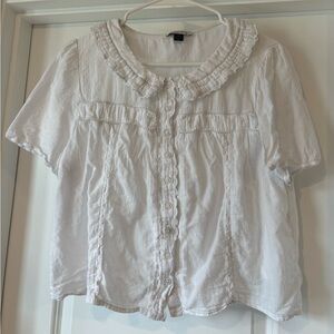 American Eagle Outfitters White Ruffle-Collar Button Front Top